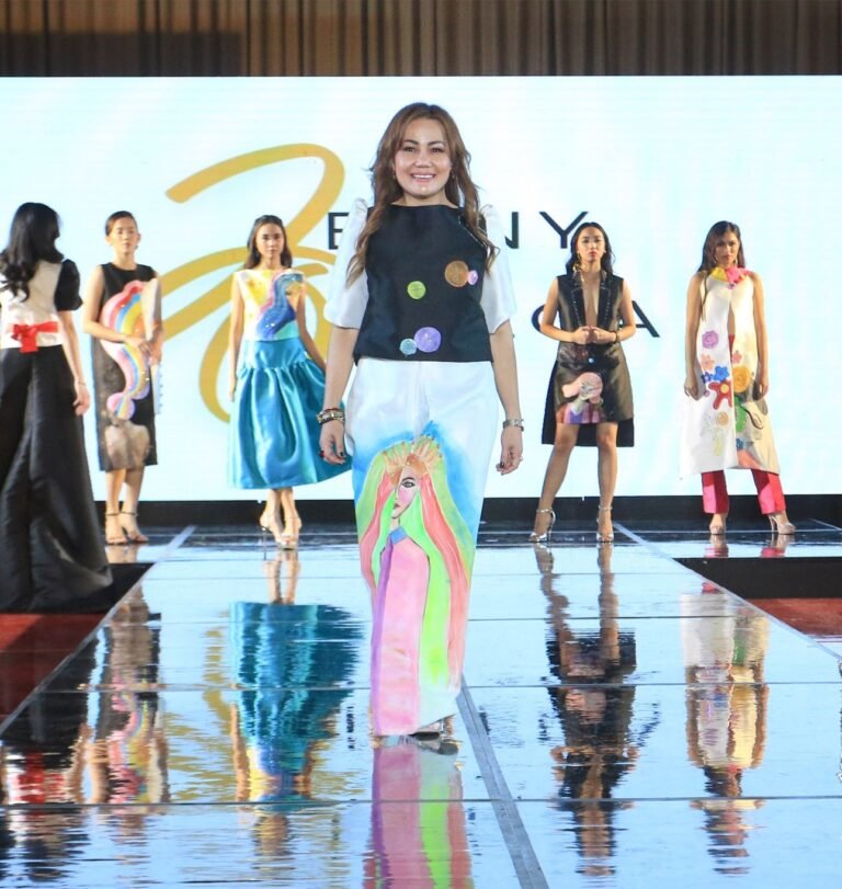 Internationale Designer glänzen auf der International Fashion Week in Manila